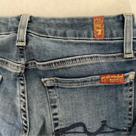 7 For All Mankind Kimmie Crop Jeans, Size 27 - Picture 5 of 7